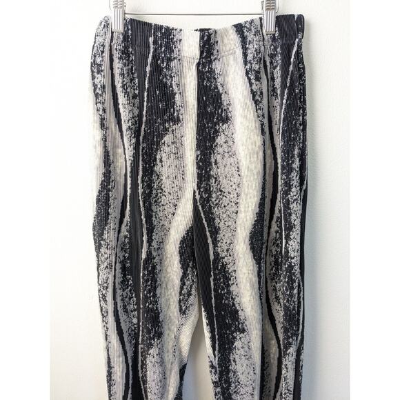 One Day Size 2 Pleated Ribbed Tie Dye Straight Pants Black White High Waist Boho - Picture 5 of 10